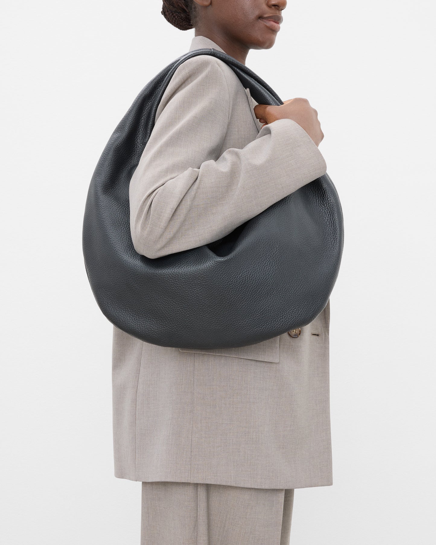 Alva Shoulder Bag Leather Black