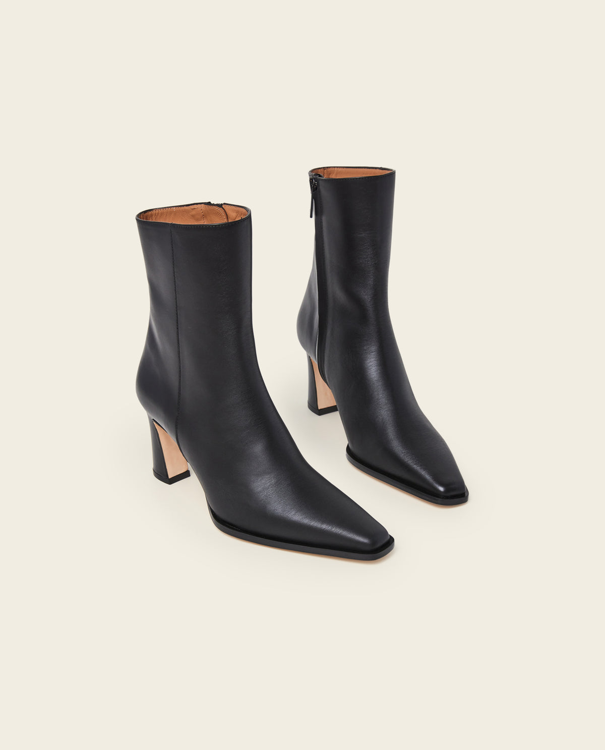 Anita Leather Black