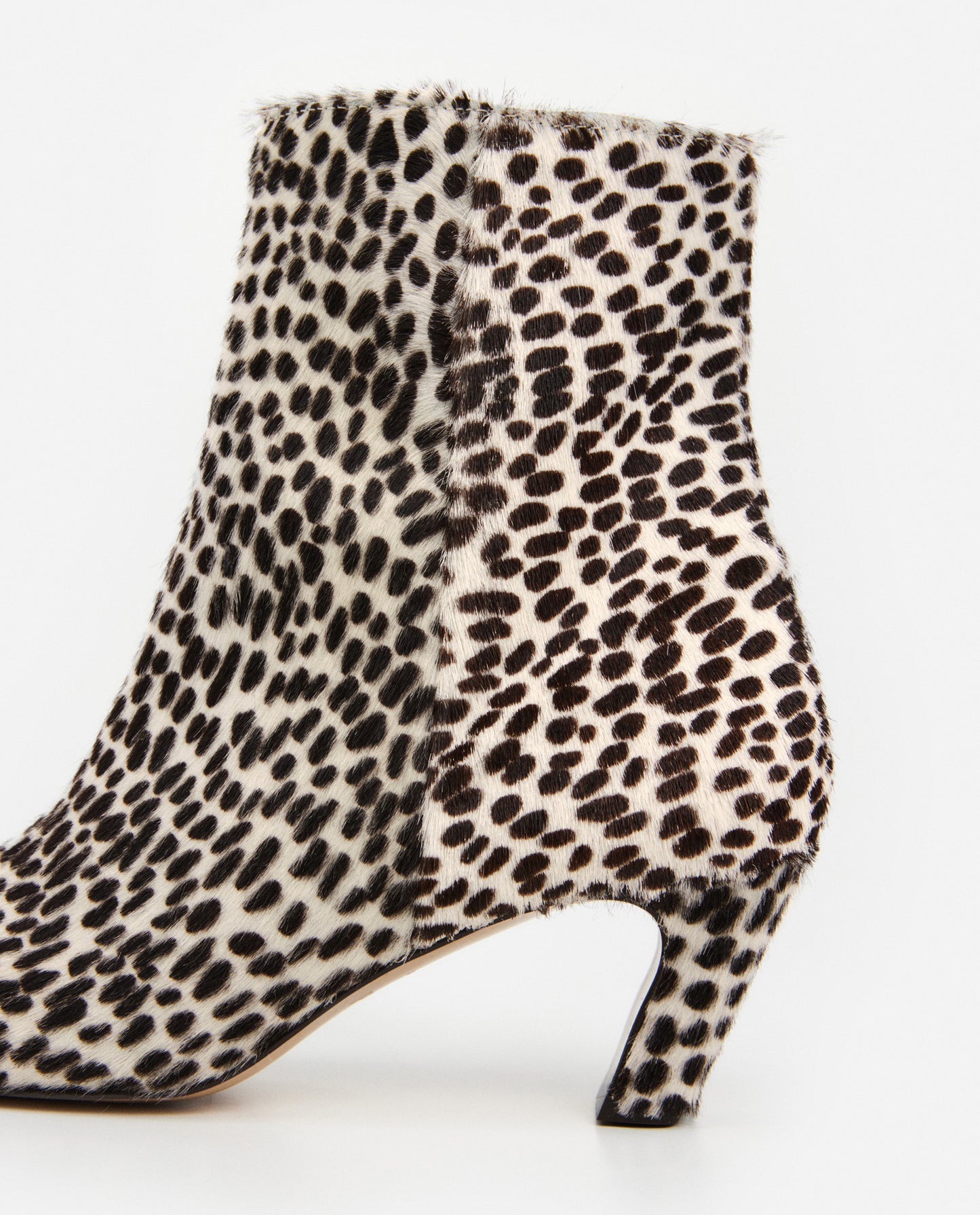 Xena Leather Hair Chocolate Dot