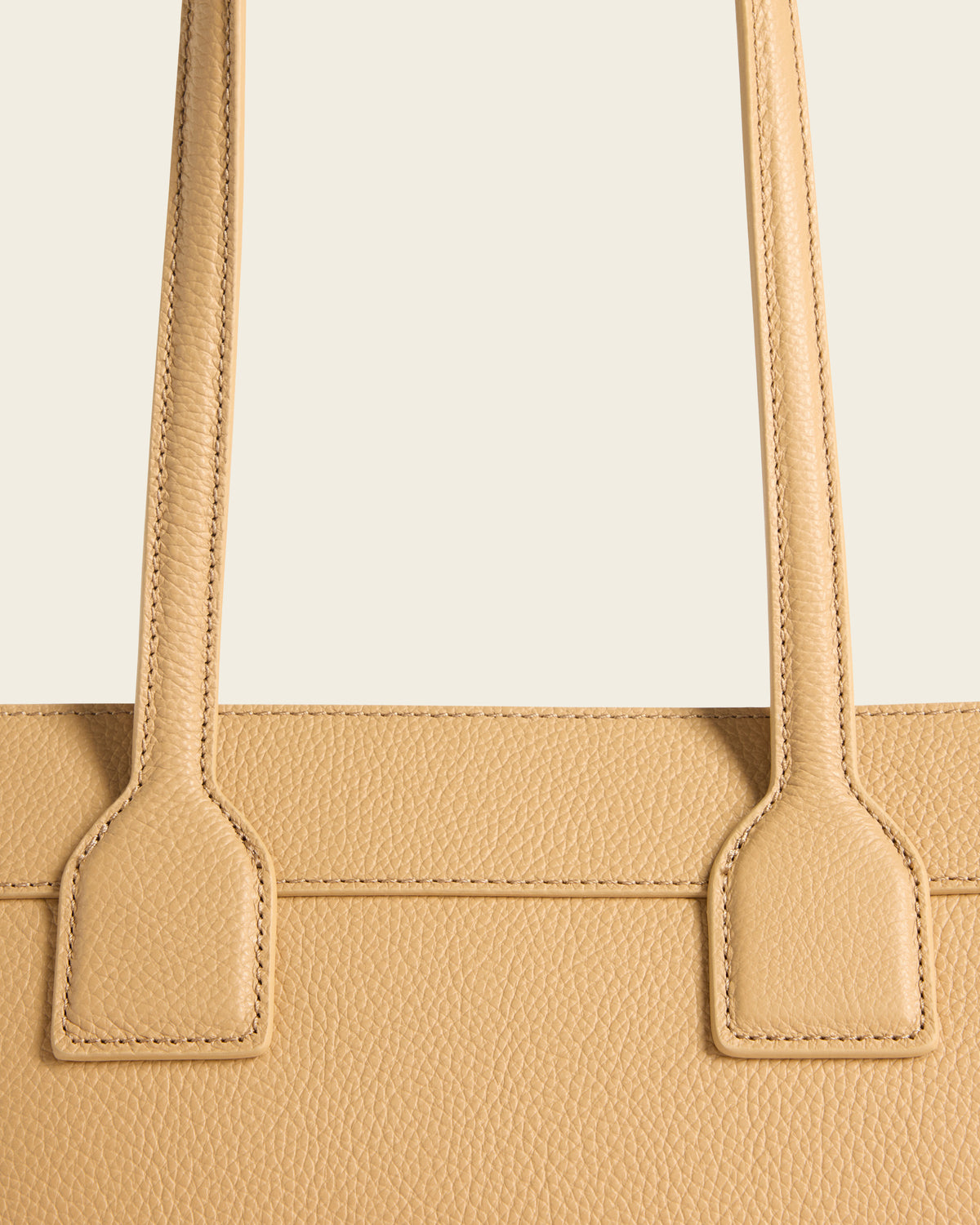 Greta Shoulder bag Grained Leather Biscotti